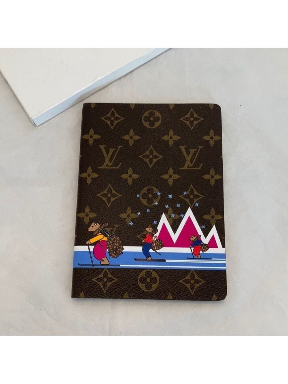 LOUIS Vuitton Clemence Notebook "Ski Slopes"